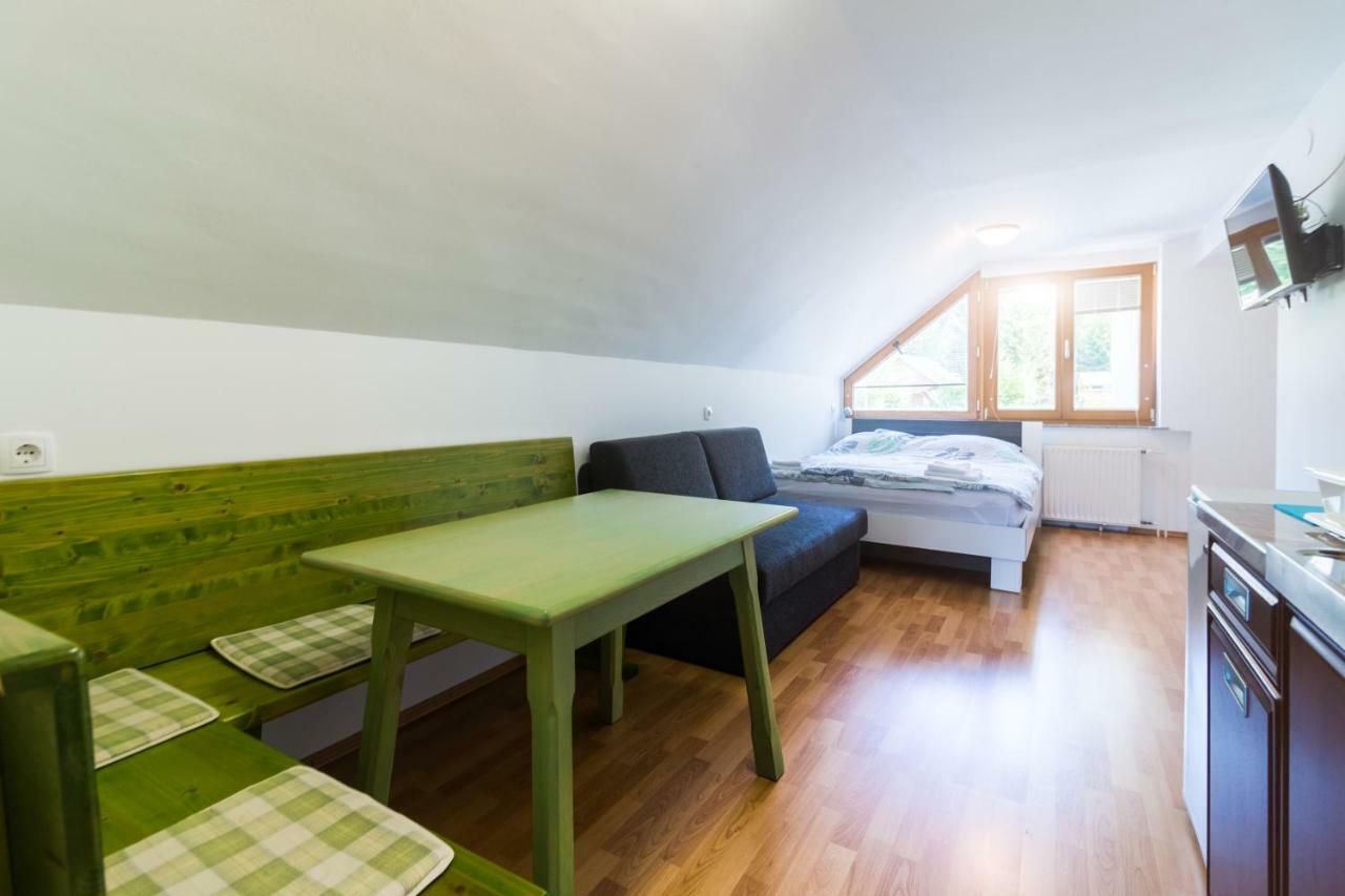 Apartments Henigman Bohinj ภายนอก รูปภาพ